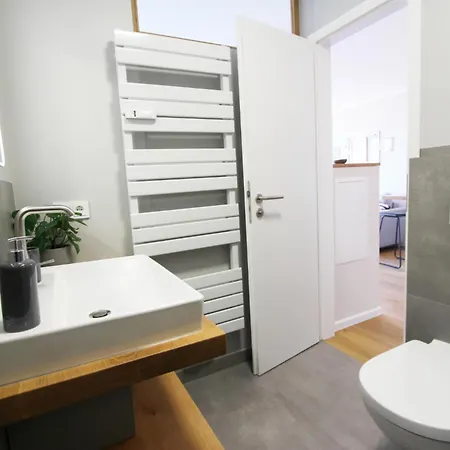 Duenenhof Zum Kronprinzen- Seestr 18, App 51 *